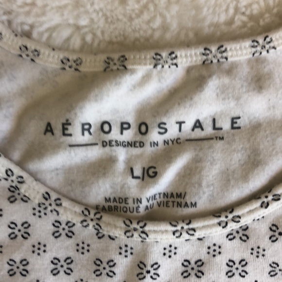 Patterned Crop Tank Top‎ - Picture 2 of 4